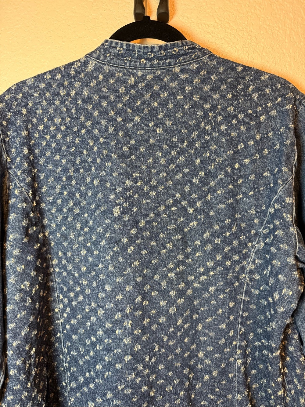 Chico's Perforated Denim Open-Front Shirt Jacket Shacket Blue Size 3/16/XL - Picture 10 of 13